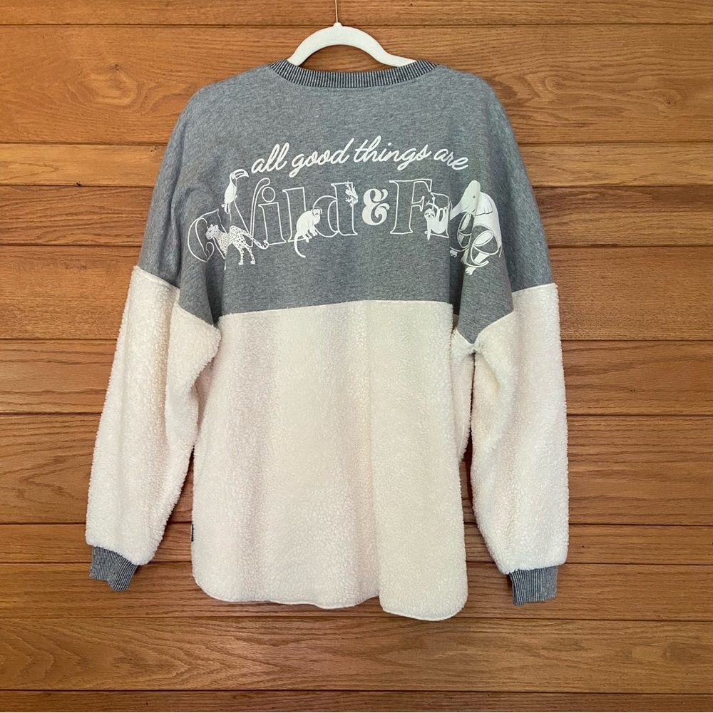 Rainforest Cafe Spirit Jersey gray sherpa long sleeve